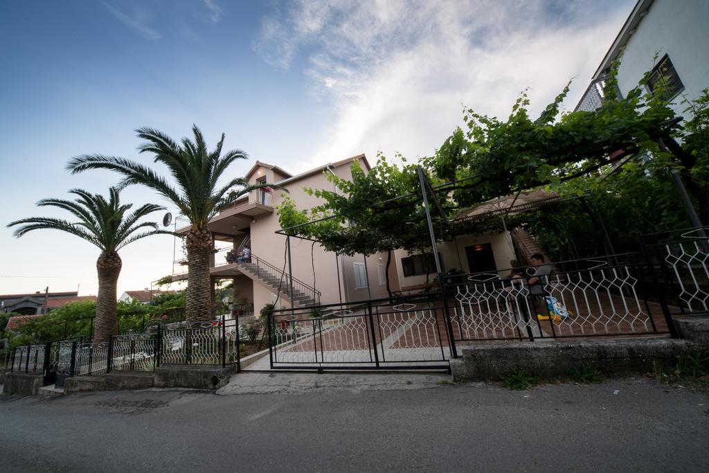 Apartments Pavicevic Tivat Buitenkant foto